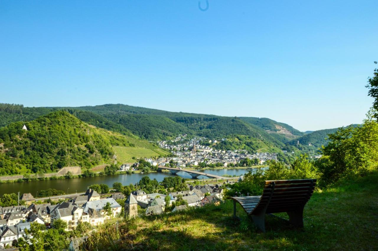 Schloss-Hotel Petry Treis-Karden Eksteriør bilde