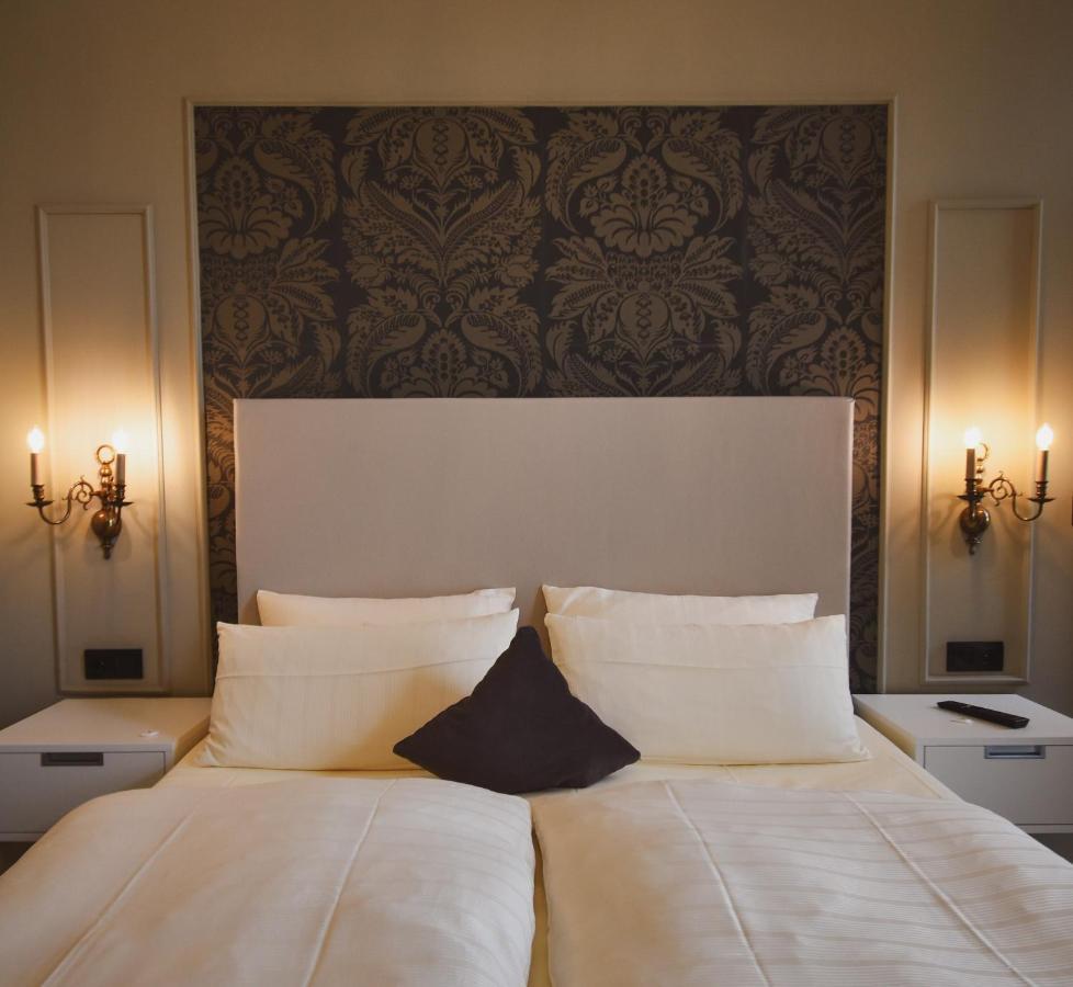 Schloss-Hotel Petry Treis-Karden Eksteriør bilde