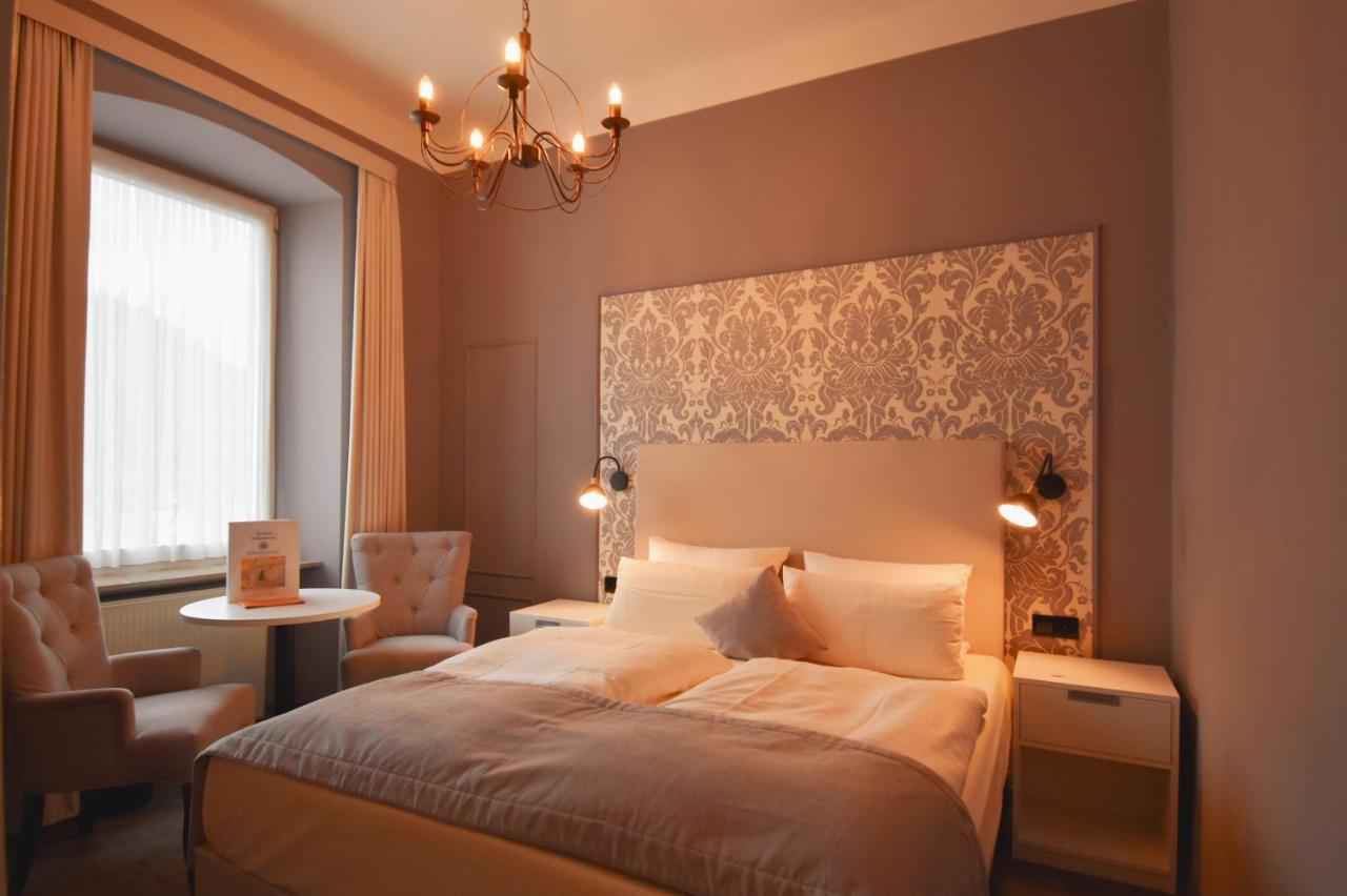 Schloss-Hotel Petry Treis-Karden Eksteriør bilde